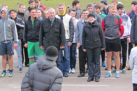 Студенти стоматологічного факультету на чолі з деканом Вітковською С.В.